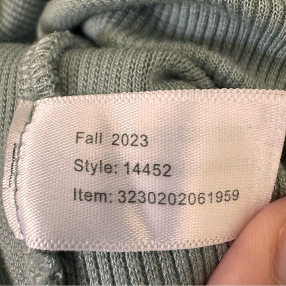 Marine Layer Lexi Rib Puff Sleeve Top in “Slate” Size XS - Picture 11 of 12